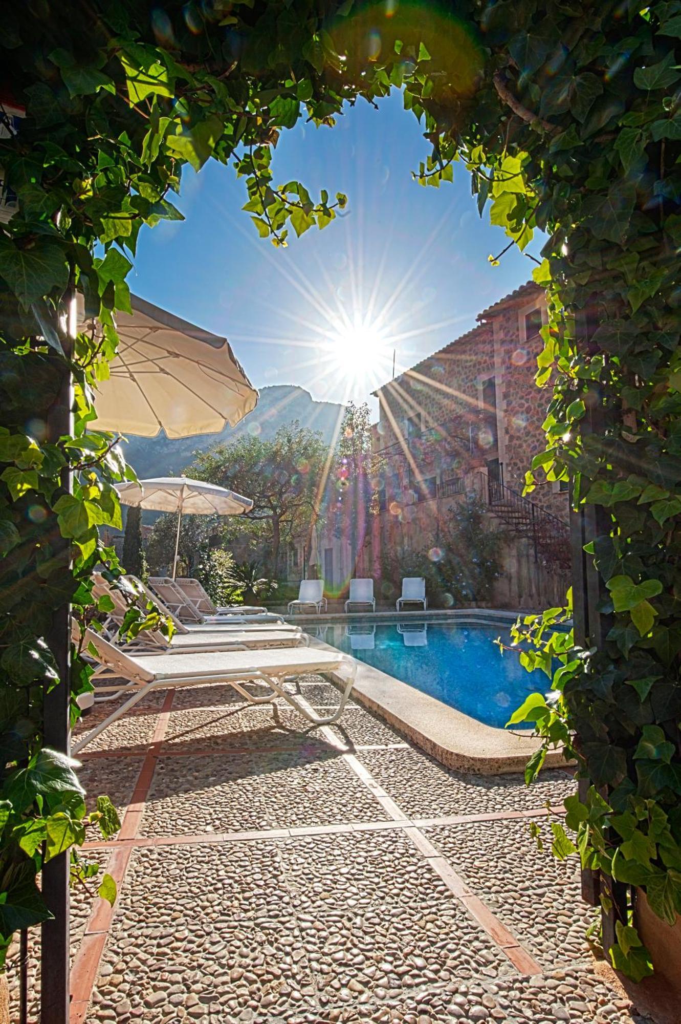 Hotel Y Apartamentos Des Puig Deià Dış mekan fotoğraf